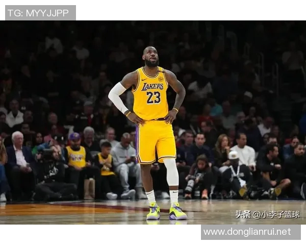 詹姆斯带领湖人逆转马刺——不屈斗志的传奇时刻