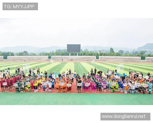 新北小学生足球比赛精彩直播带你领略青少年足球的热情与活力