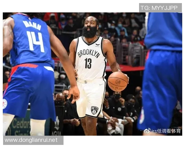 篮网与快船精彩对决回放分析及比赛亮点总结