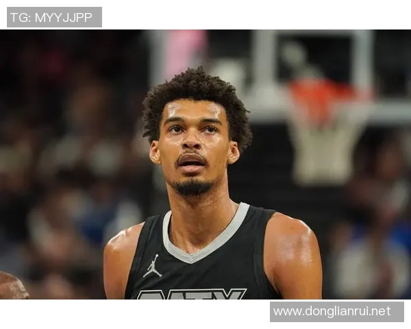 文班亚马法国队首战狂砍27分震撼意大利引发NBA球探热议