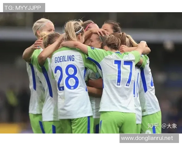 圣菲独立与波特诺的激烈对决揭示足球战术与球队精神的较量