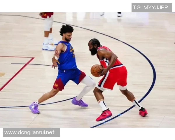 火箭队与掘金队激战正酣哈登上演绝杀精彩瞬间再现